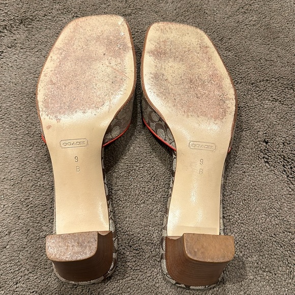 Authentic Coach sandals size 9 - Picture 3 of 5